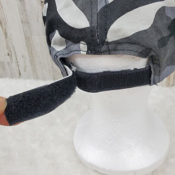 Camo Velcro Cap Gray Black OSFM - Picture 4 of 6